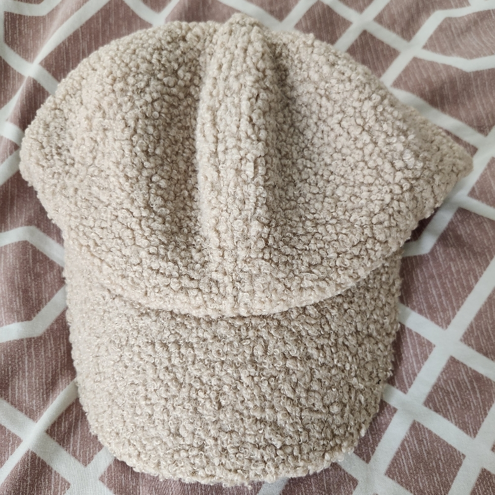 KHAKI SHERPA ADJUSTABLE CAP NIP - Picture 2 of 5